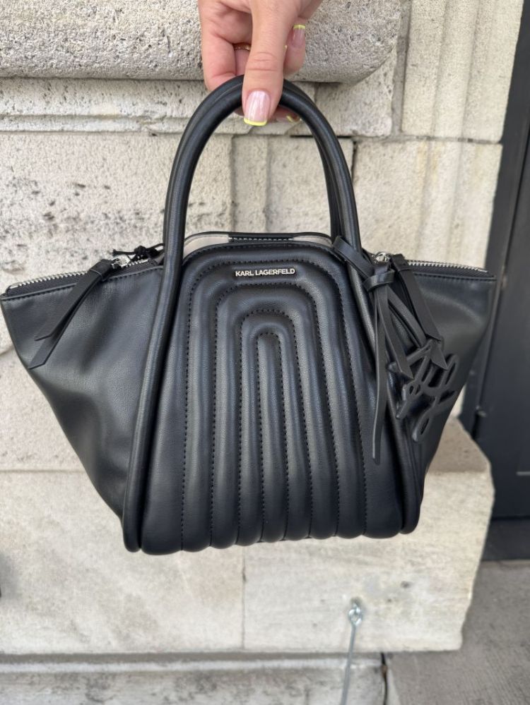  999 BLACK