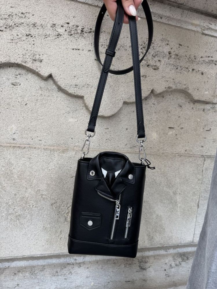  999 BLACK
