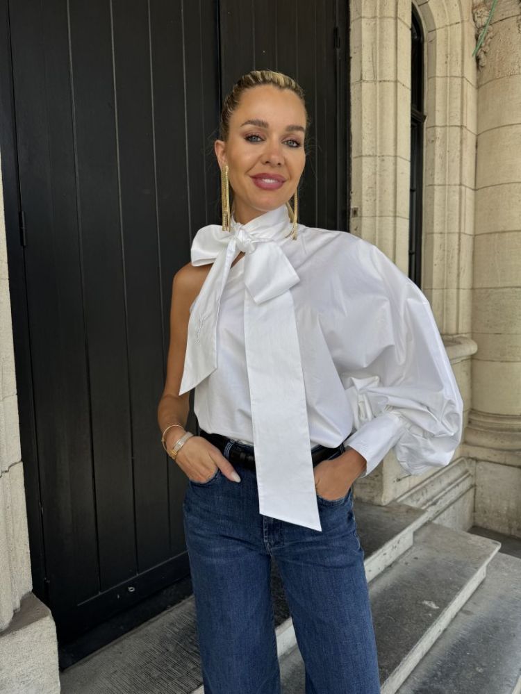100 WHITE
