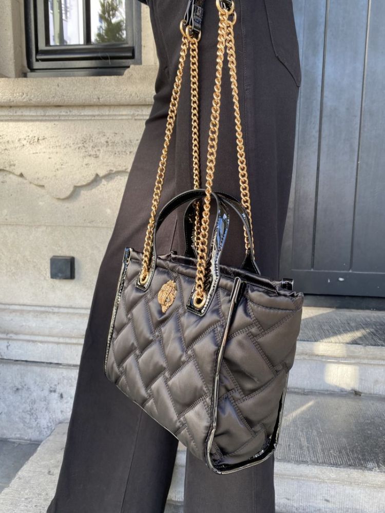  00 BLACK