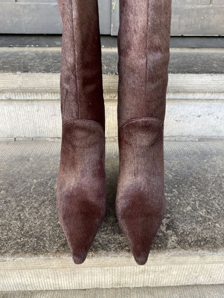  BURGUNDYFUR