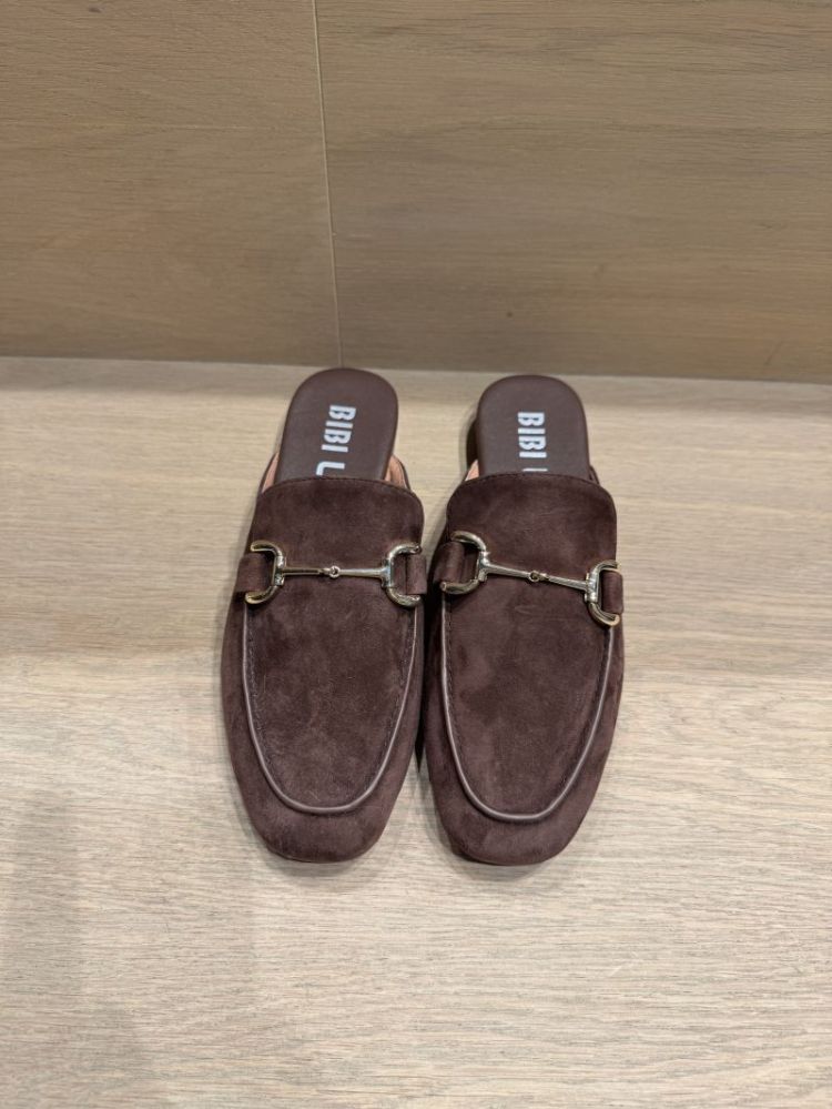  MARRON